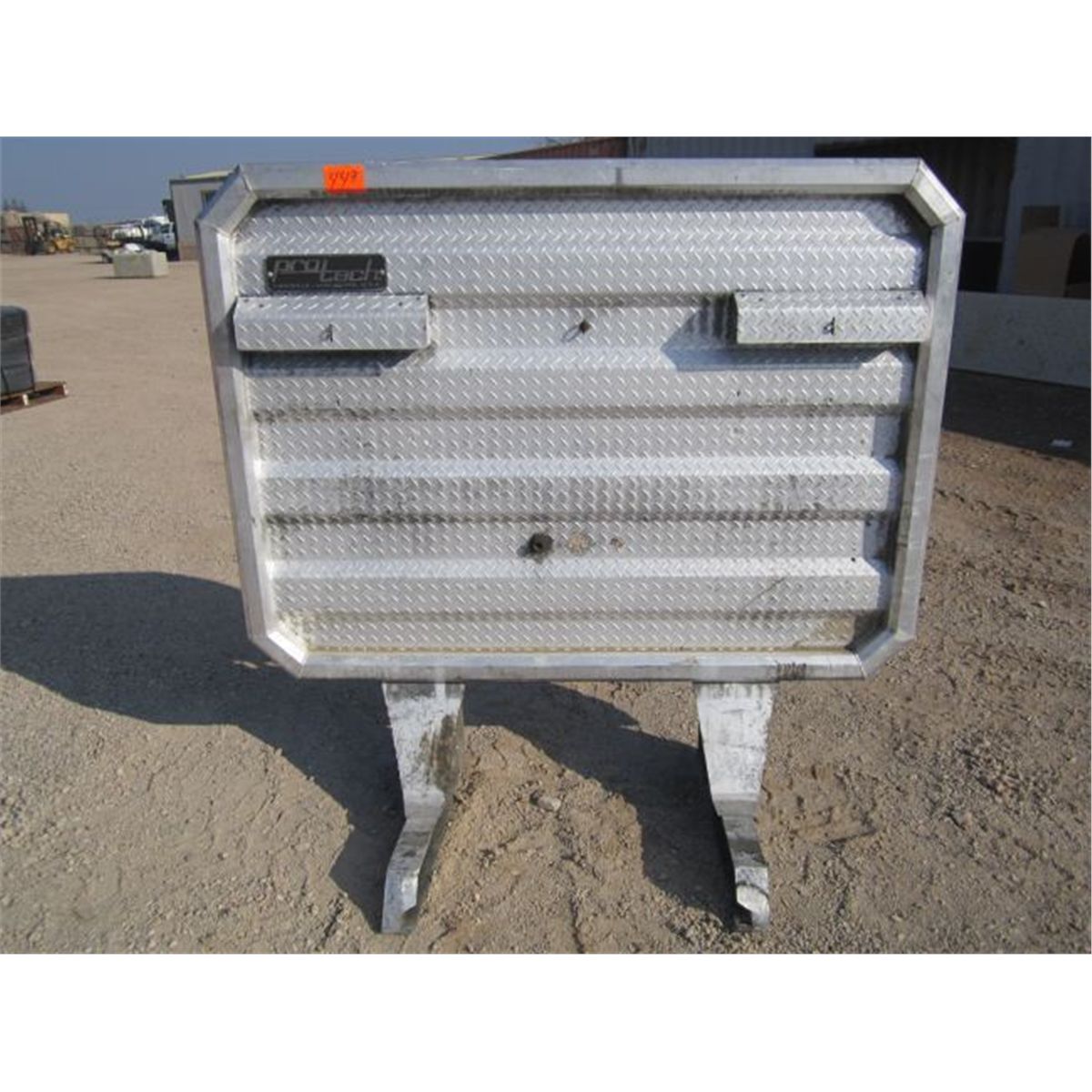 Pro Tech Aluminum Diamond Plate Headache Rack