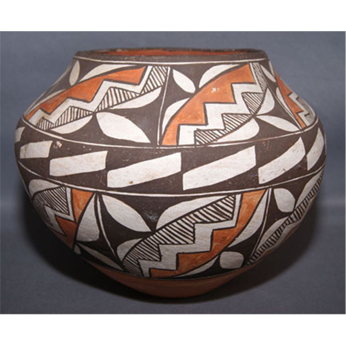 ACOMA POTTERY JAR