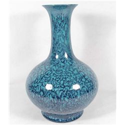 CHINESE PORCELAIN MOTTLED BLUE VASE