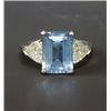 Image 1 : VERY FINE AQUAMARINE AND DIAMOND RING