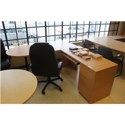 MAPLE P-TOP L-SHAPE DESK