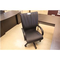 BLACK LEATHER HIGH BACK EXECUTIVE CHAIR