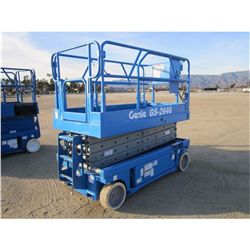 1999 Genie 2646 Scissor Lift