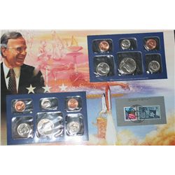 1988 us UNC mint sets philadelphia & denver mint w/stamps