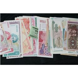 various foreign notes lot of 100