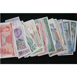 various foreign notes lot of 100