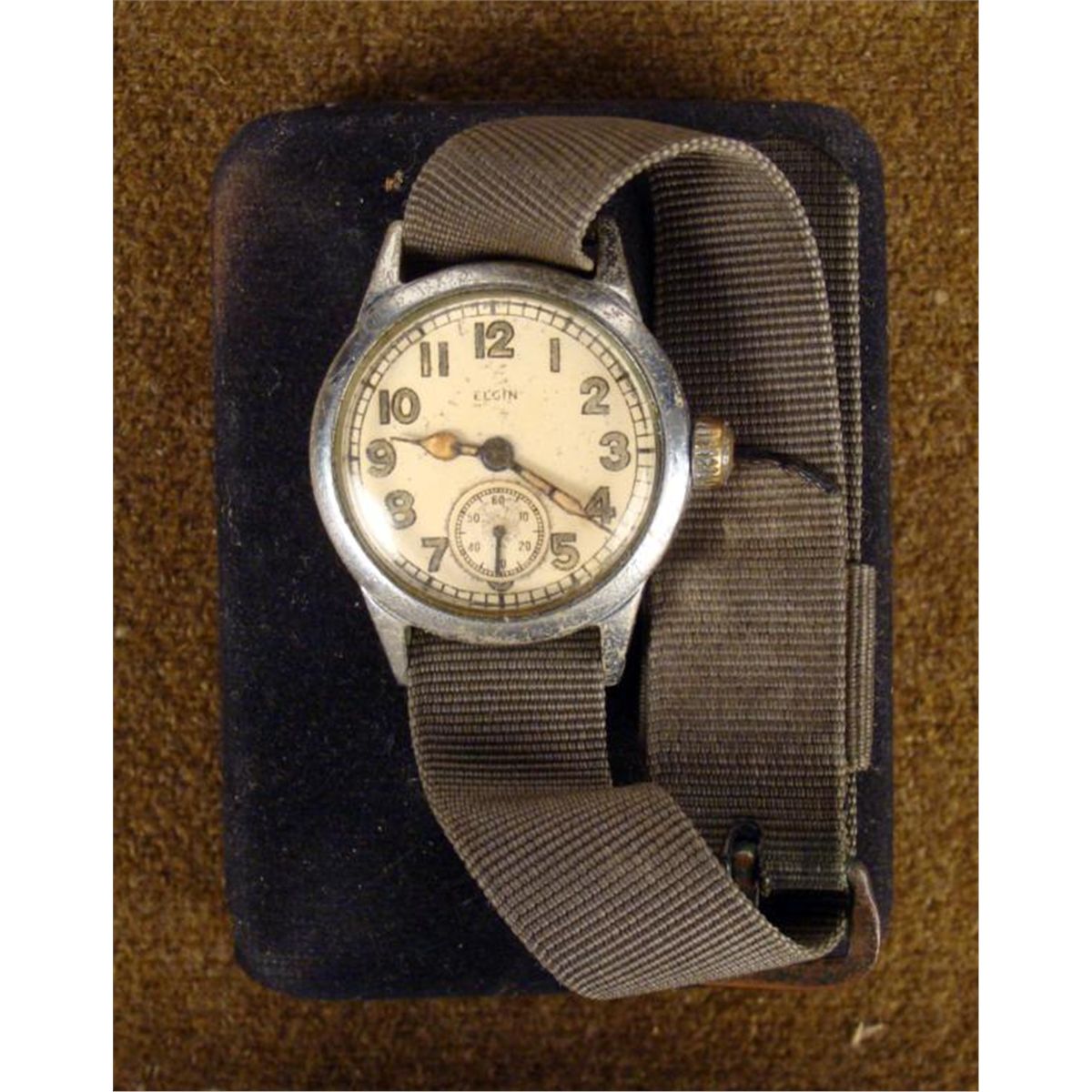 WWII ERA ELGIN WRIST WATCH IN CASE