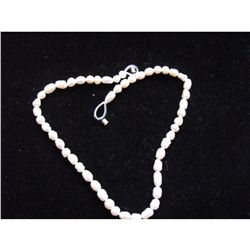 BEAUTIFUL STRAND OF GENUINE FRESHWATER PEARLS