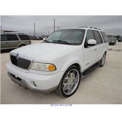 2001 - LINCOLN NAVIGATOR