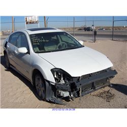 2004 - NISSAN MAXIMA
