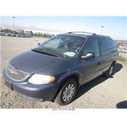 2002 - CHRYSLER TOWN AND COUNTRY