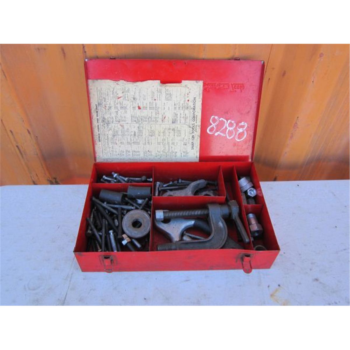 SnapOn Universal Steering Wheel Puller