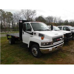 2004 GMC C5500 FLATBED TRUCK