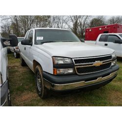 2007 CHEVROLET EXT CAB 4X4 PICKUP