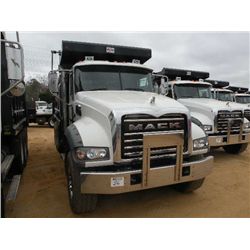 2012 MACK GU713 TRI-AXLE DUMP