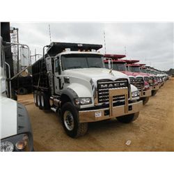 2011 MACK GU713 TRI-AXLE DUMP