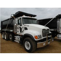 2004 MACK CV713 GRANITE TRI AXLE DUMP