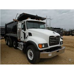 2003 MACK CV713 GRANITE TRI AXLE DUMP