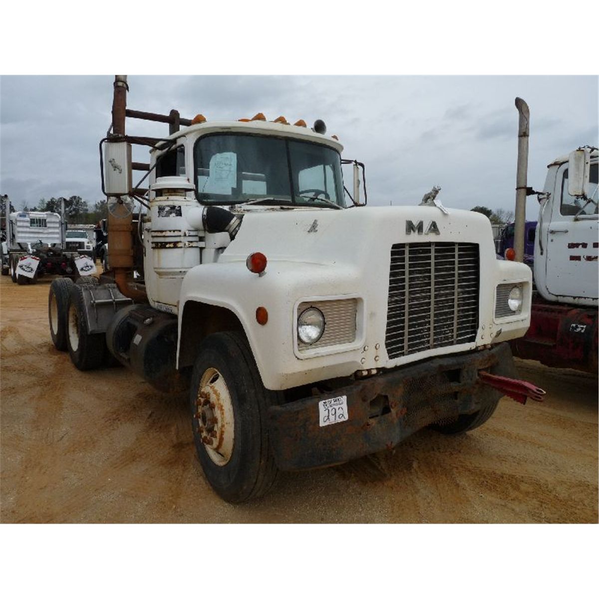 Mack R686st 1987 MACK R686ST T/A TRUCK TRACTOR - J.M. Wood Auction Company, Inc.