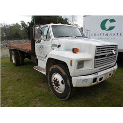 1989 FORD F700 S/A FLATBED