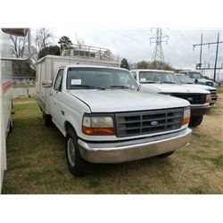 1997 FORD F250 S/A REFRIGERATOR TRUCK