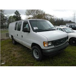 2003 FORD VAN TRUCK