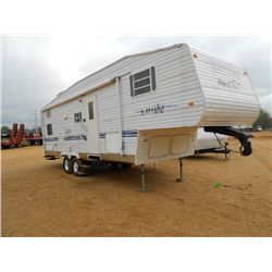 2003 INNSBRUCK 28' 5TH WHEEL TRAVEL TRAILER