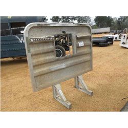 ALUMINUM HEADACHE RACK