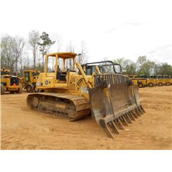 JOHN DEERE 750 CRAWLER TRACTOR