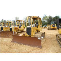 CAT D3C LGP SERIES III CRAWLER TRACTOR
