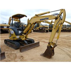 KOMATSU PC35MR-2 MINI HYDRAULIC EXCAVATOR