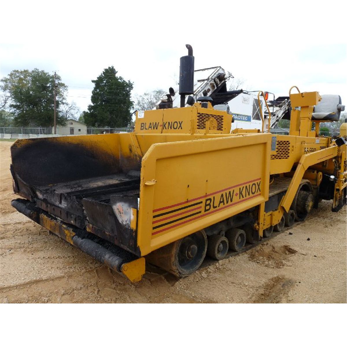 BLAW KNOX PF 5510 ASPHALT PAVER J.M. Wood Auction Company, Inc.