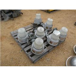 (1) LOT LIGHT FIXTURES