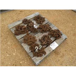 (1) LOT ASSORTED CHAINS & HOOKS
