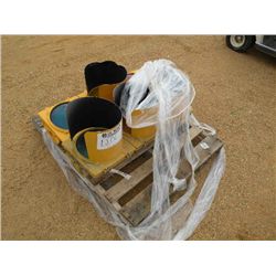 (1) LOT TRAFFIC LIGHT