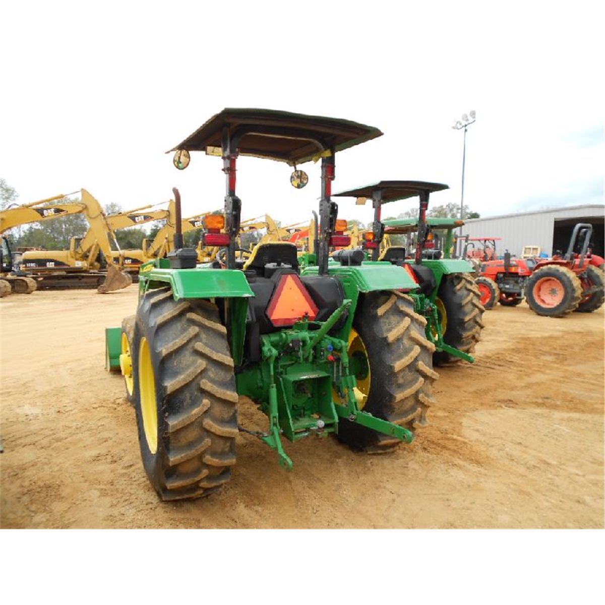 JOHN DEERE 5075E 4X4 FARM TRACTOR john-deere-5075e-4x4-farm-tractor