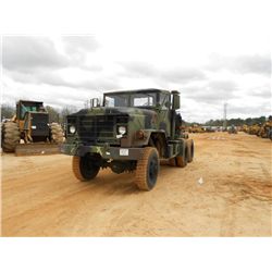 AM GENERAL 6X6 T/A TRUCK TRACTOR