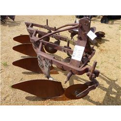 MASSEY FERGUSON 4 ROW BOTTOM PLOW