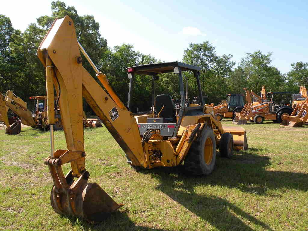 210c JOHN DEERE 210C LOADER BACKHOE - J.M. Wood Auction Company, Inc.