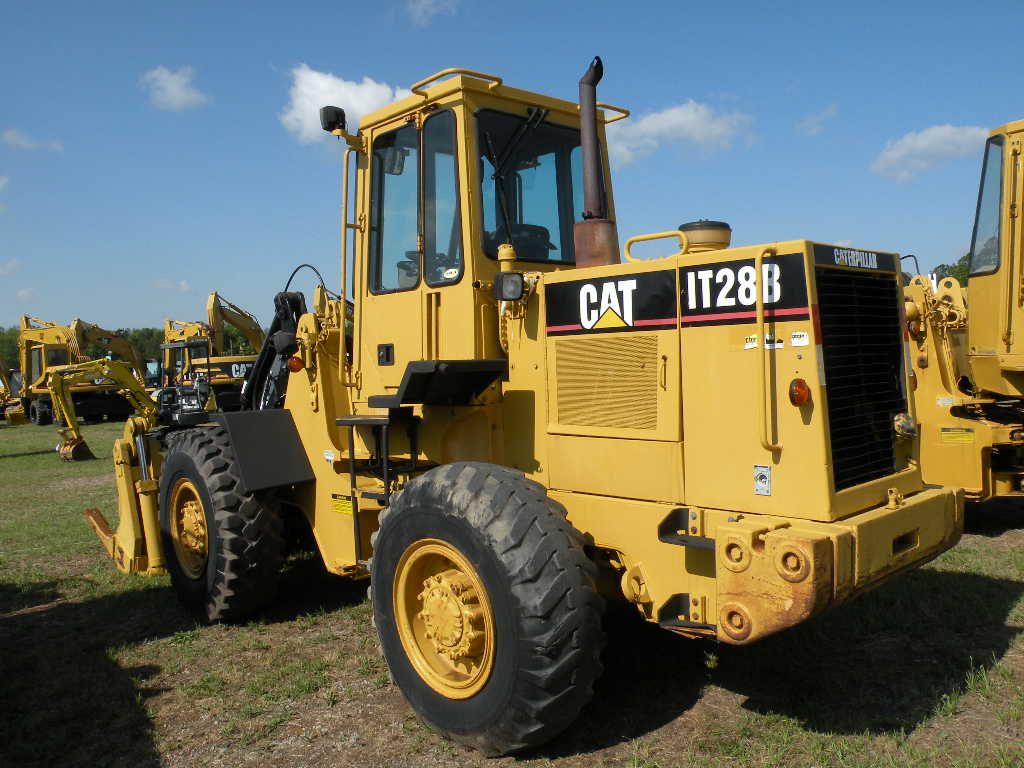 CAT IT28B WHEEL LOADER