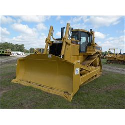 CAT D8R CRAWLER TRACTOR