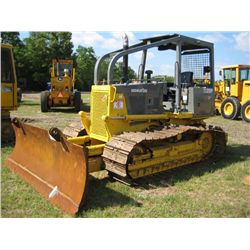 KOMATSU D39P CRAWLER TRACTOR