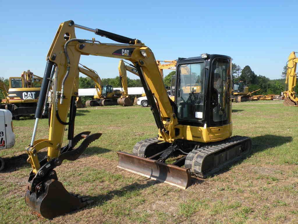 CAT 304C CR HYDRAULIC MINI EXCAVATOR