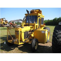 JOHN DEERE 2555 FARM TRACTOR
