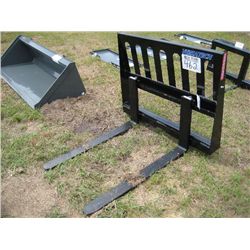 (UNUSED) VERSATECH PALLET FORK ATTACHMENT