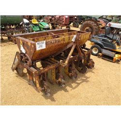 MIDLAND 5' GRAIN DRILL