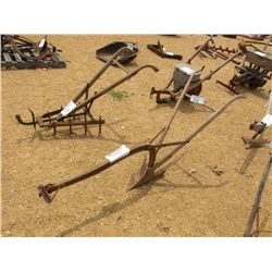 PULL TYPE TURNER PLOW