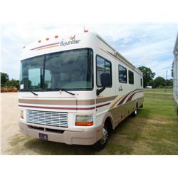 2002 FLEETWOOD BOUNDER MOTOR HOME