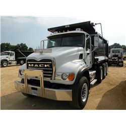 2006 MACK CV713 TRI-AXLE DUMP