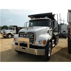 2004 MACK CV713 TRI-AXLE DUMP